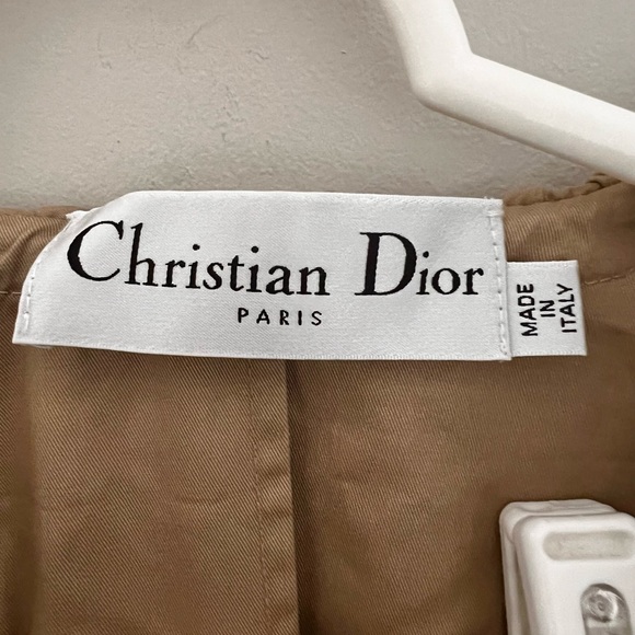 Christian Dior 2023 Trench Coat With Ruffles Beige Cotton Gabardine  Size 2 - Picture 5 of 16